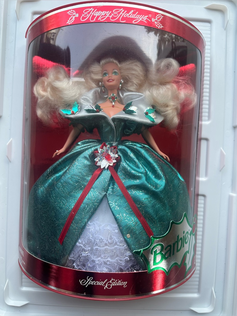 Holiday Barbie Special Edition by Mattel 1995